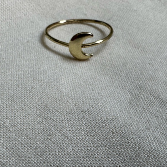 Gold moon ring - Picture 4 of 4